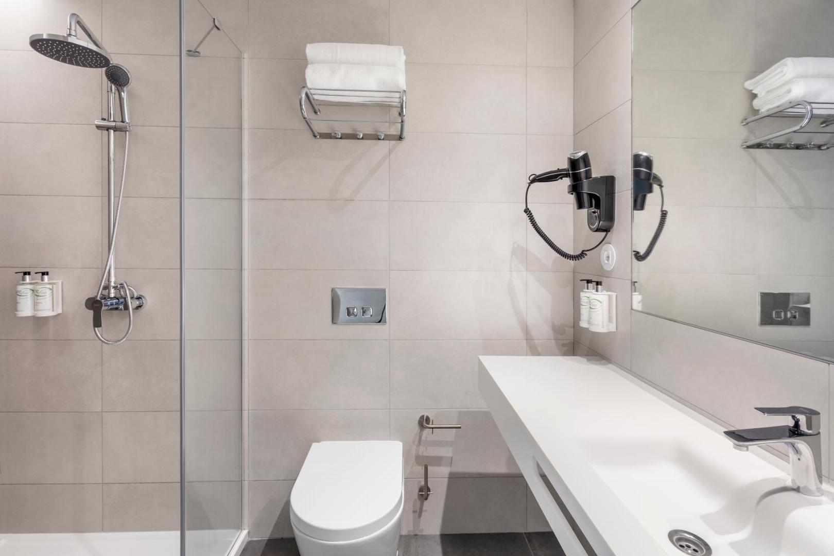 B&B HOTEL Lisboa Oeiras 4