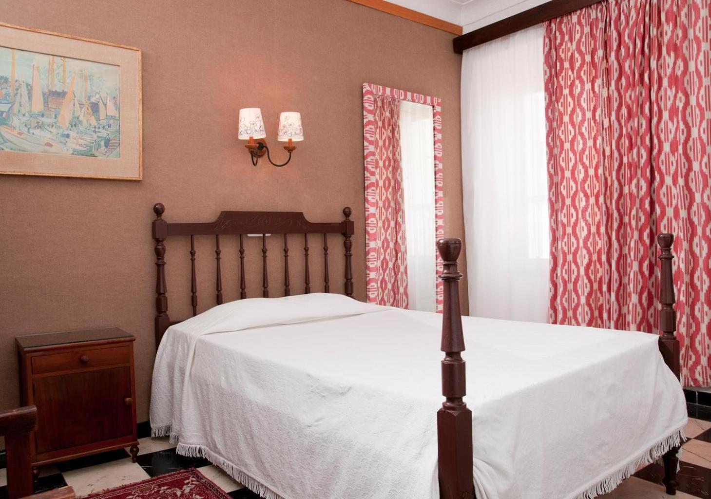 Hostal Cas Bombu 3