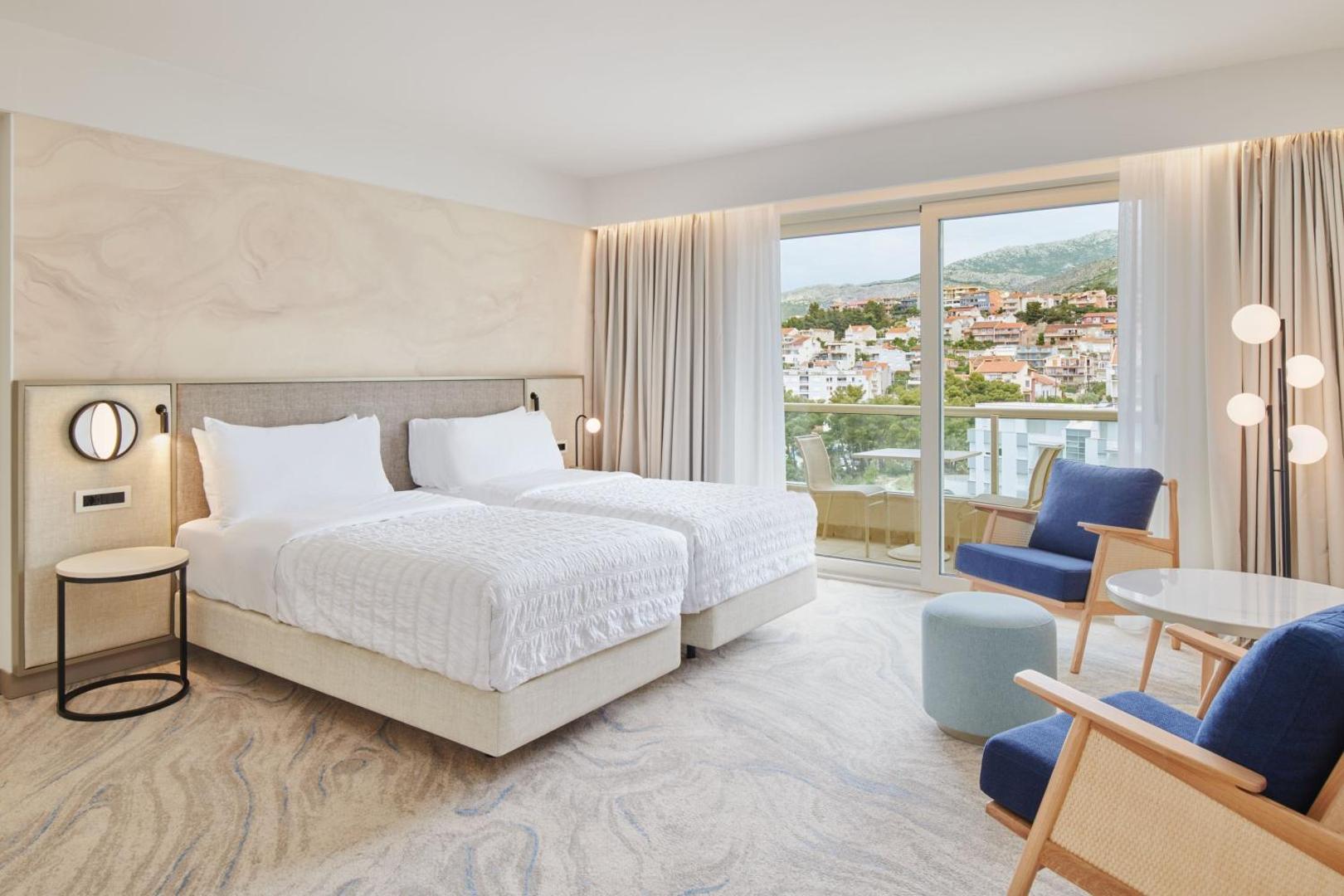 Le Meridien Lav Split 3