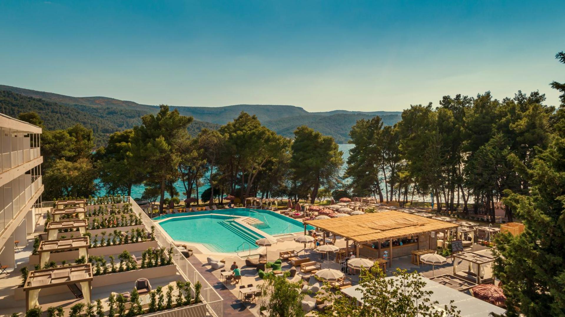 PLACES Hvar Hotel by Valamar 6