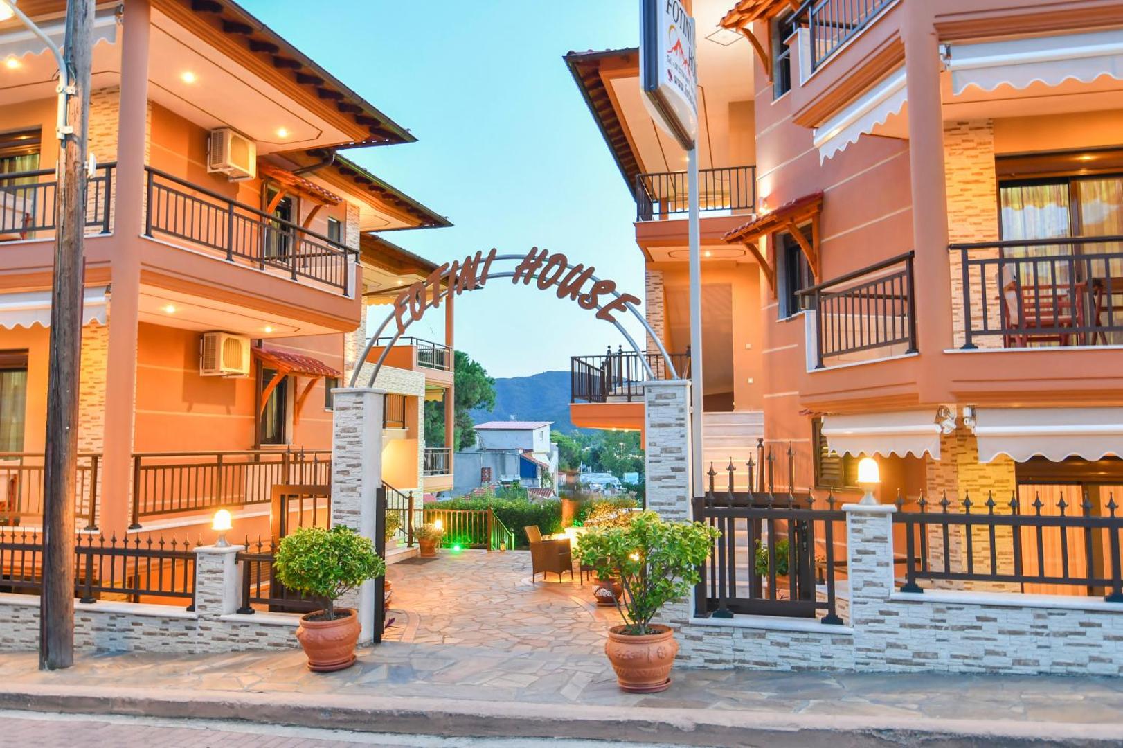 Fotini House 8