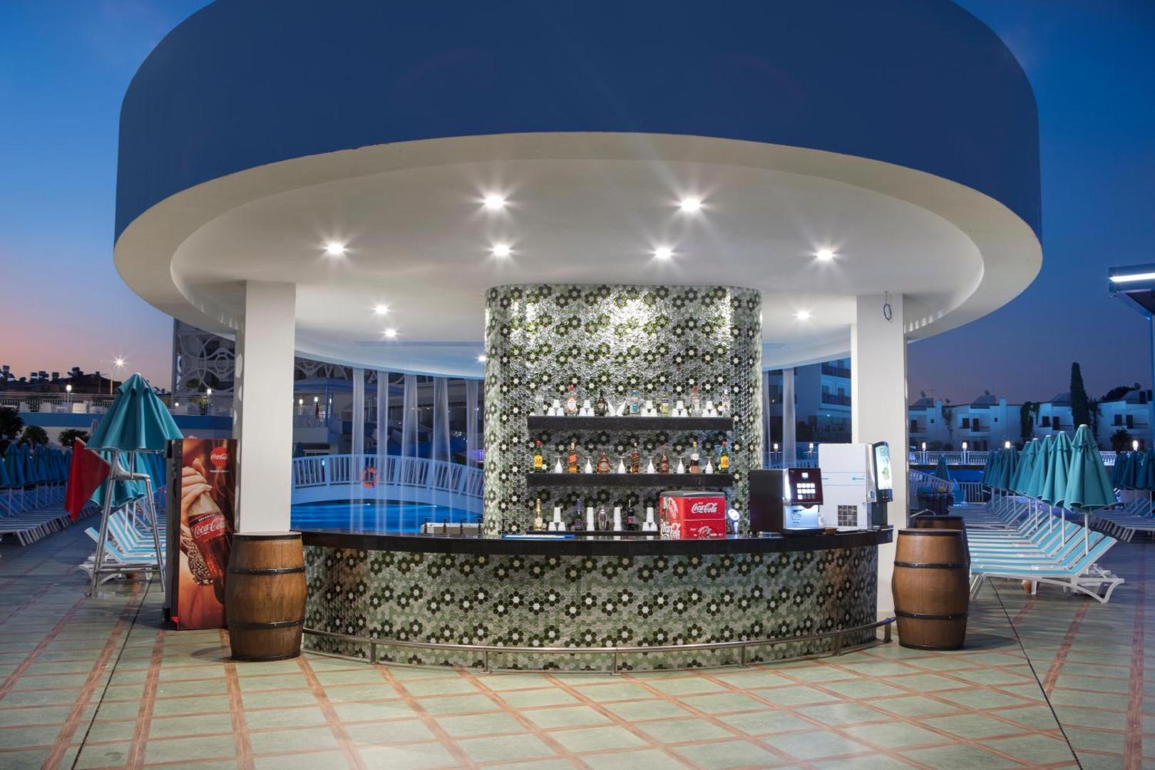 Granada Luxury Beach-Ultra All Inclusive 6