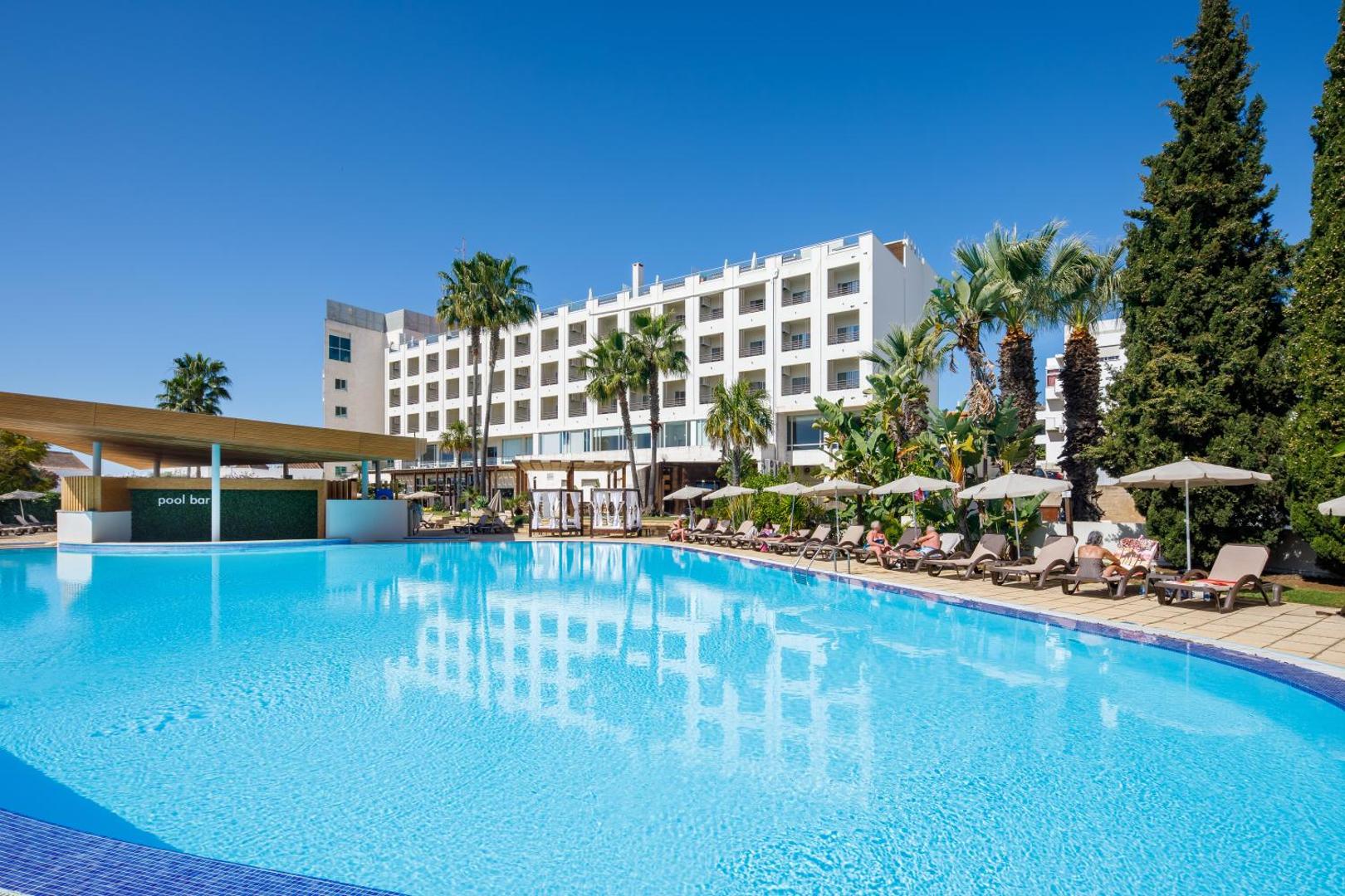 AP Maria Nova Lounge - Adults Friendly 1