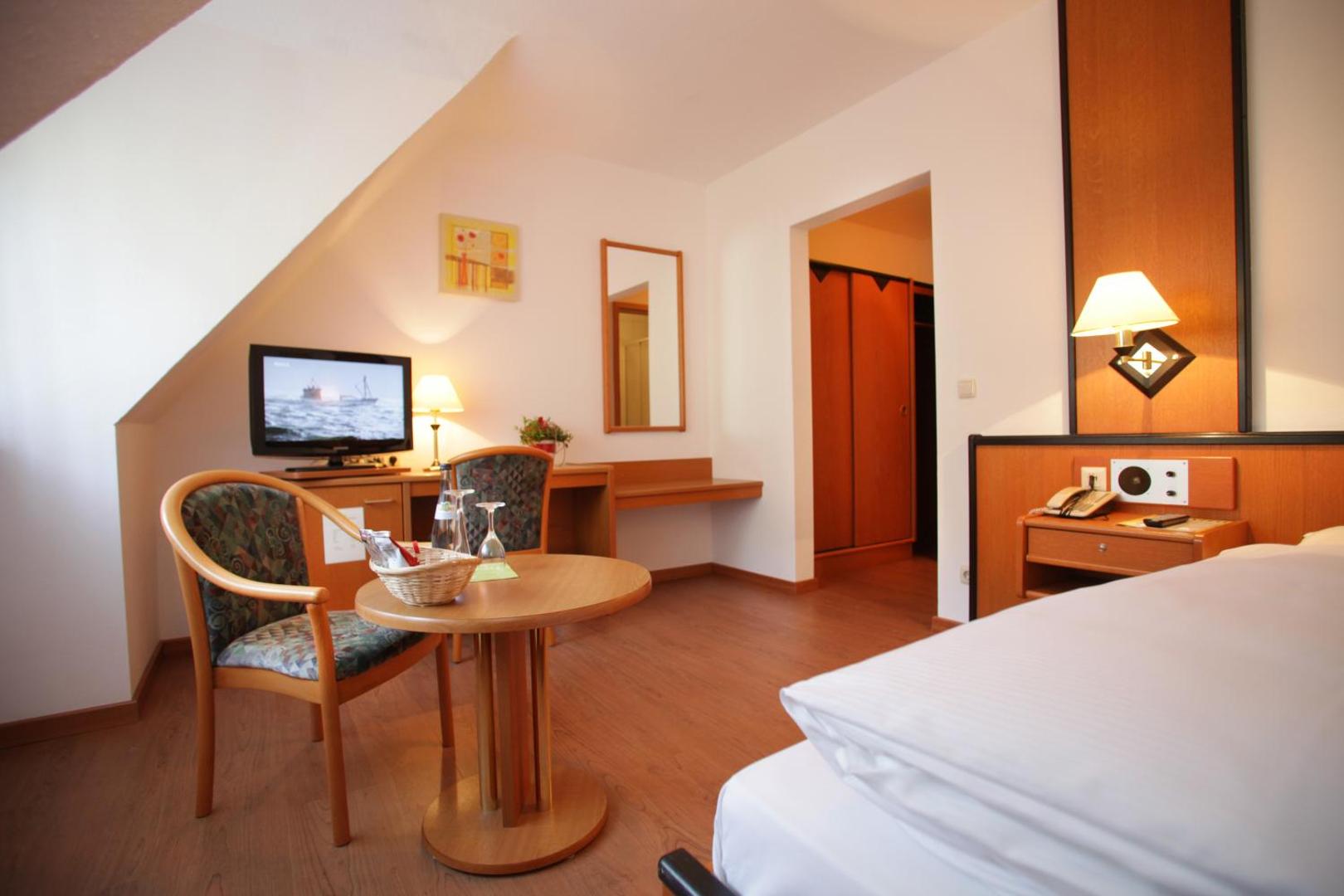 Landidyll Hotel Zum Alten Schloss 7