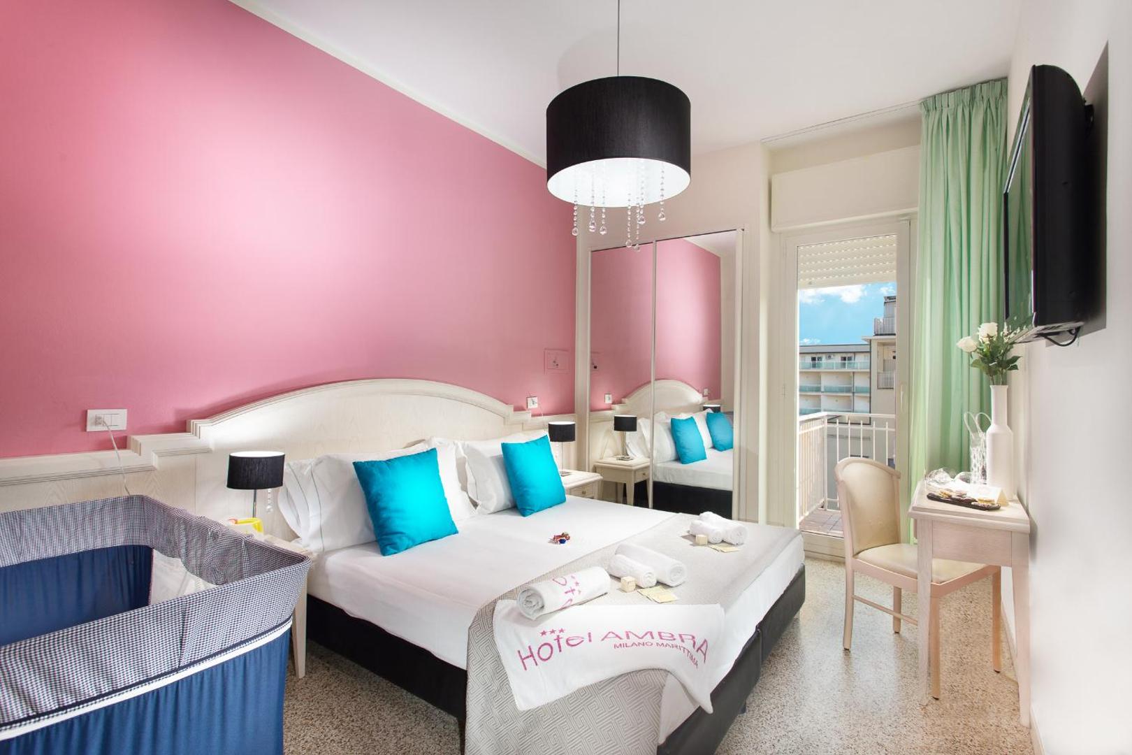 HOTEL AMBRA - Fronte Mare - Vicinissimi al Centro 3