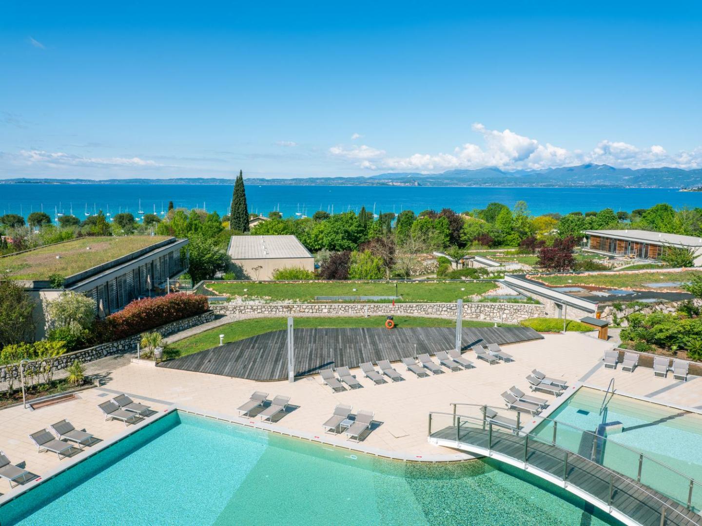 Parc Hotel Germano Suites & Apartments 8
