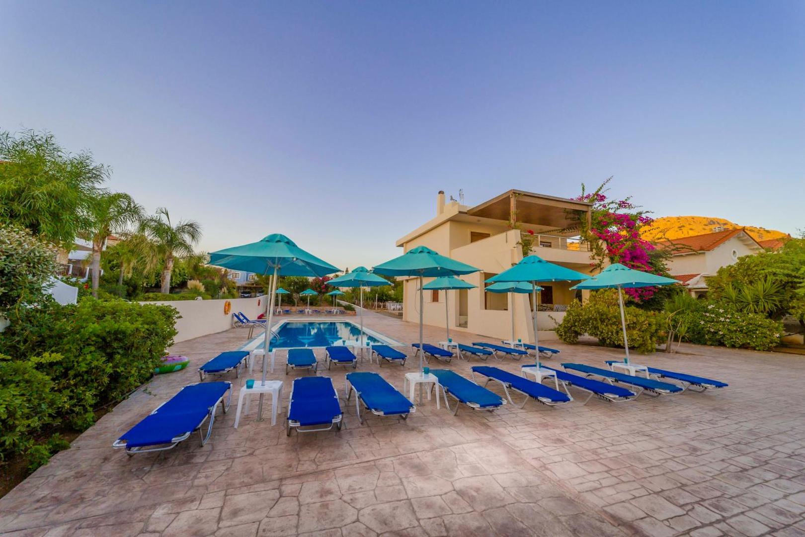 Amaryllis front beach hotel 7