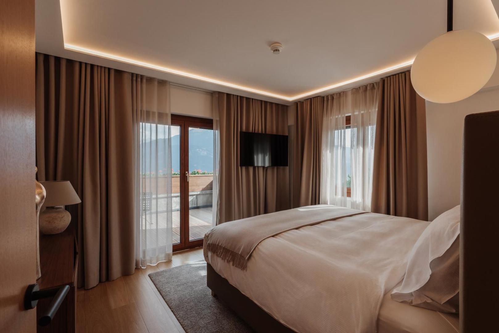 Boutique Hotel PANORAMA Crans-Montana 1