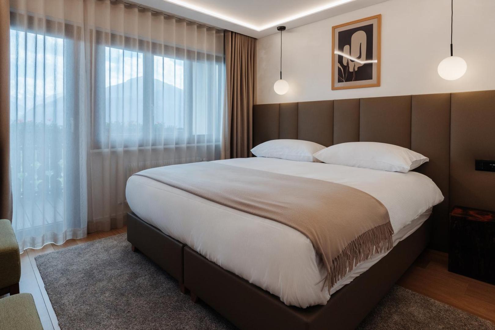 Boutique Hotel PANORAMA Crans-Montana 8
