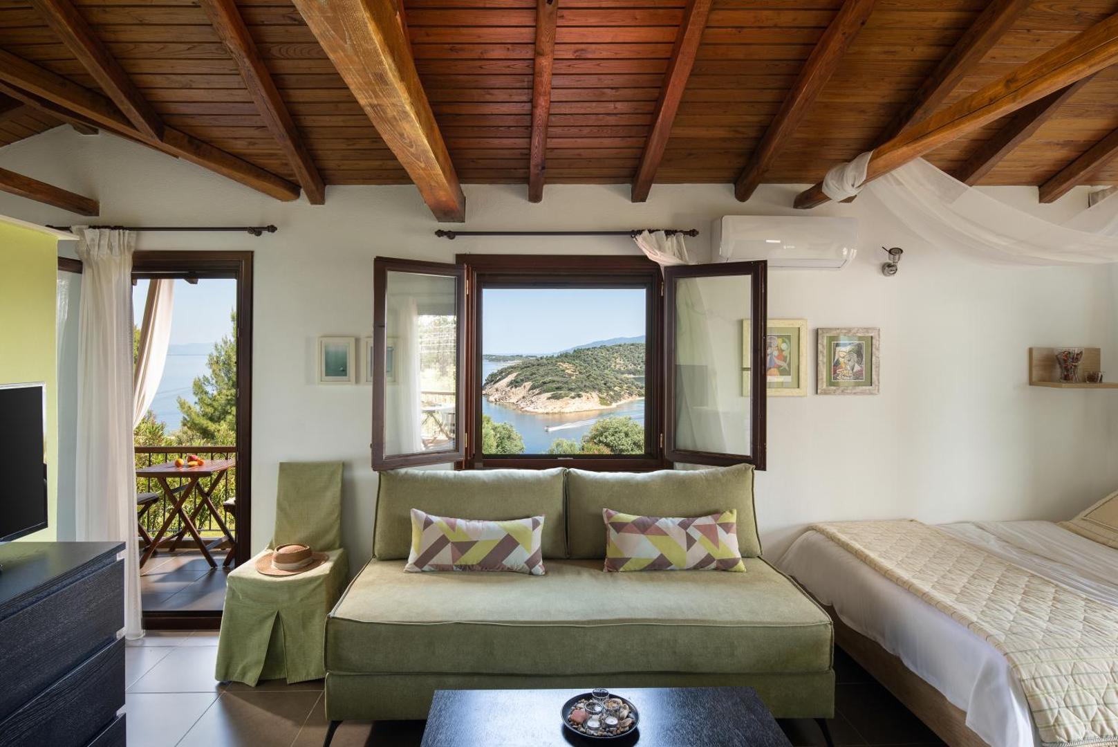 Heos Accommodation 3