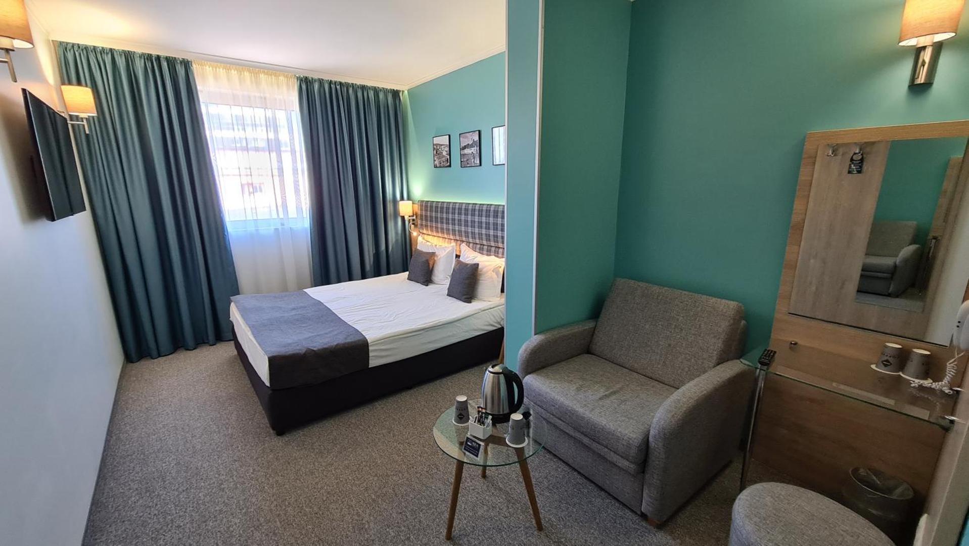 Aqua Hotel 5