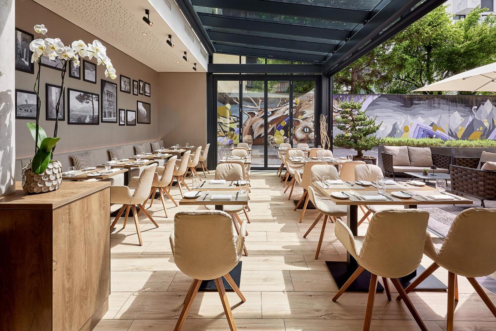 AC Hotel by Marriott Innsbruck 5