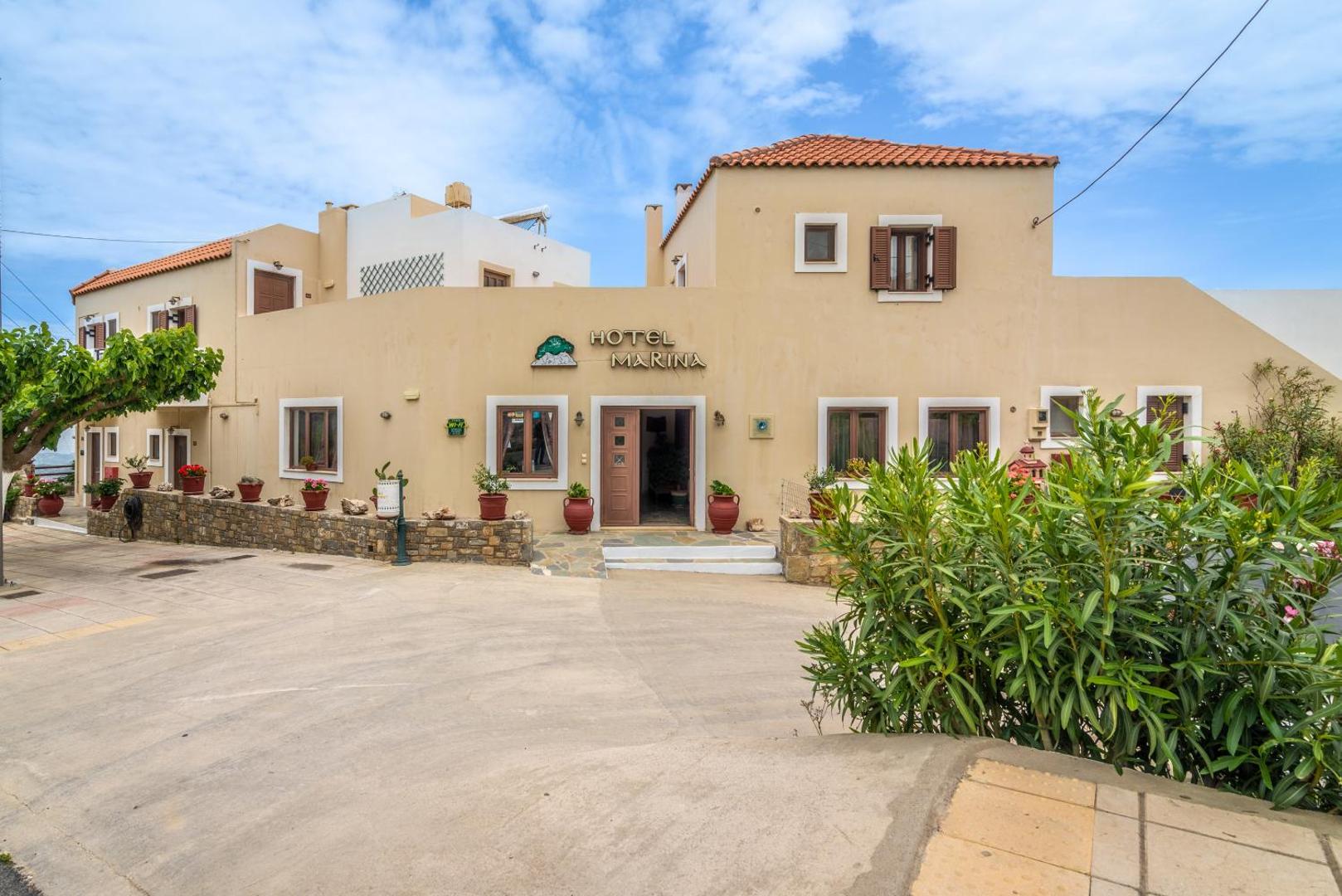Hotel Marina 2