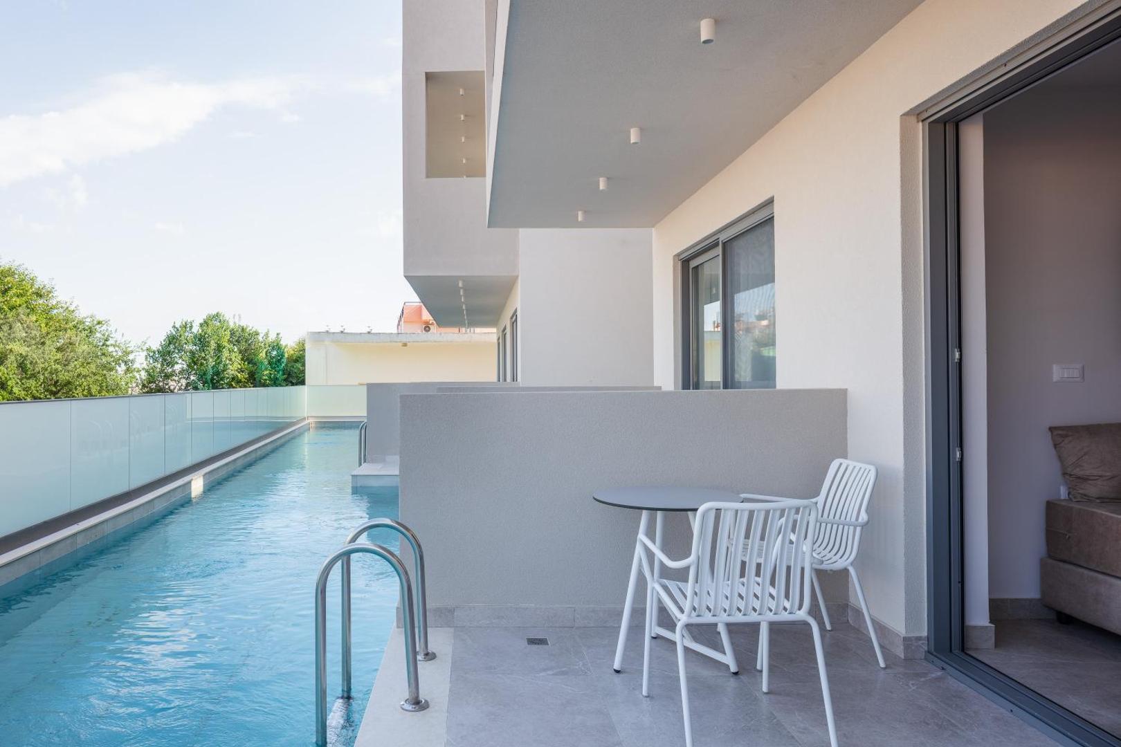 Nima Boutique Hotel 8