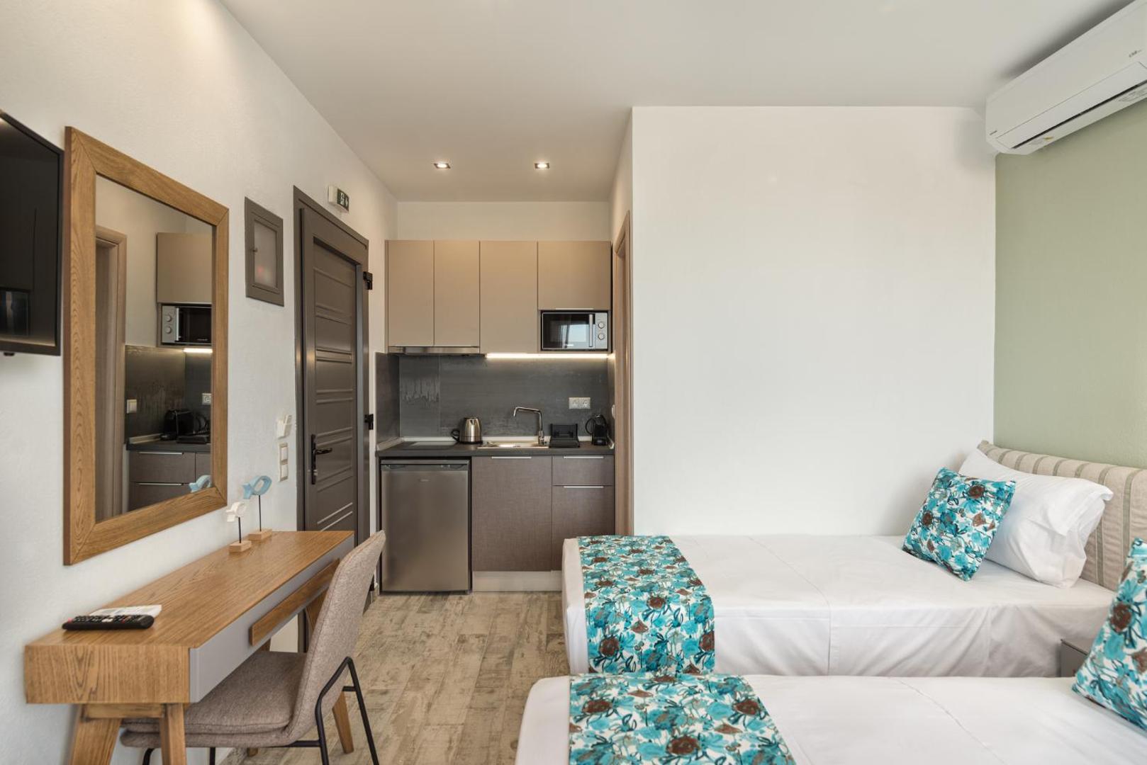 THEA Luxury Apartments 5