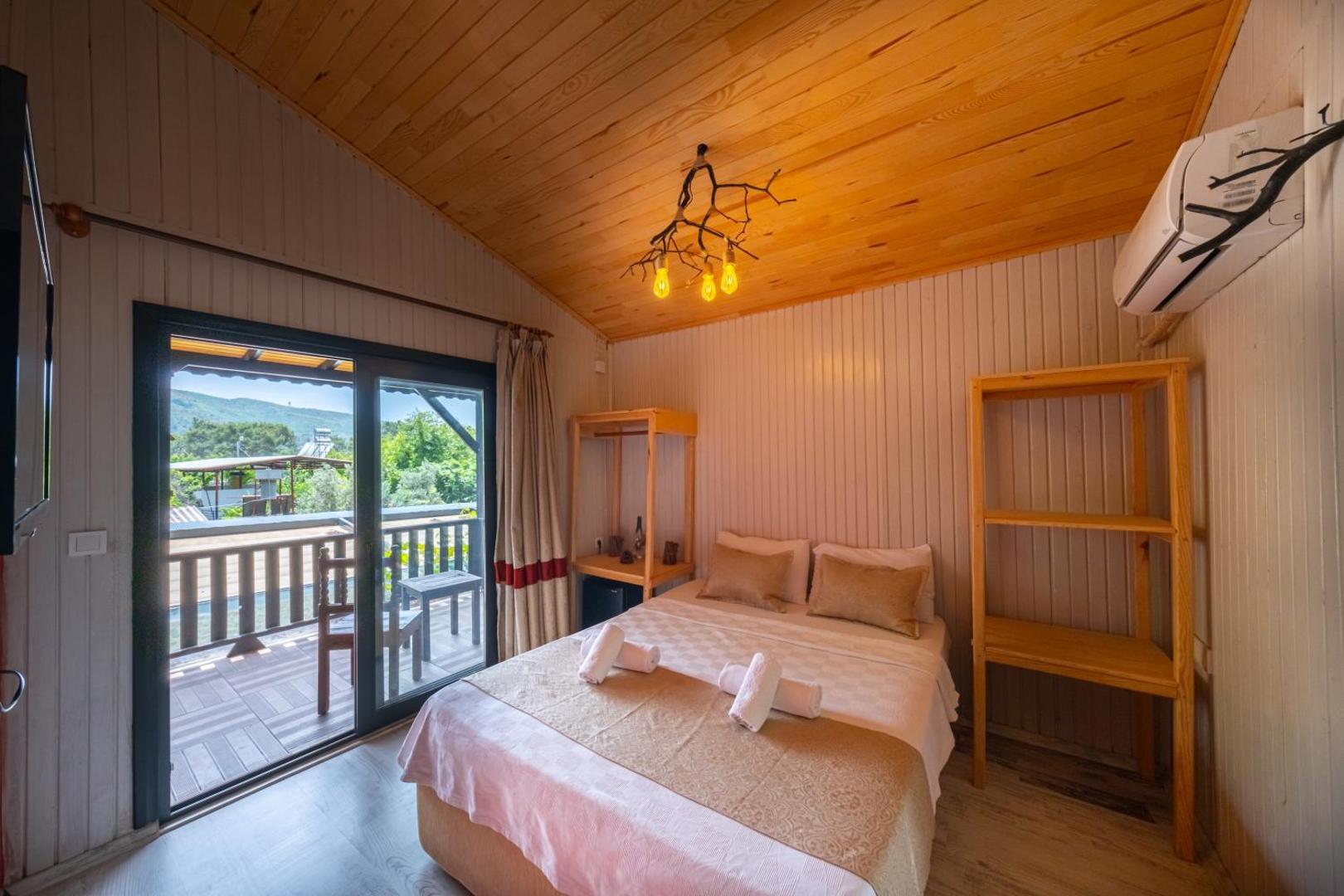 Koala Bungalows 3