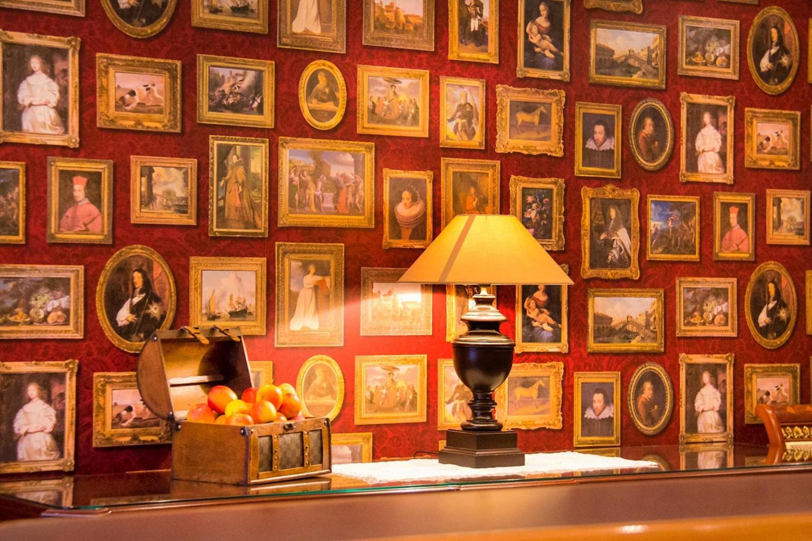 Cella Central Historic Boutique Hotel 7