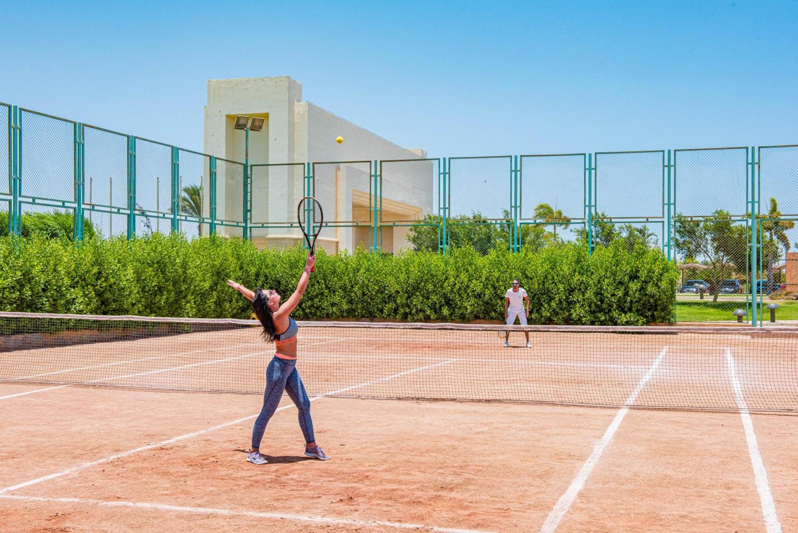 Movenpick Waterpark Resort & Spa Soma Bay 5