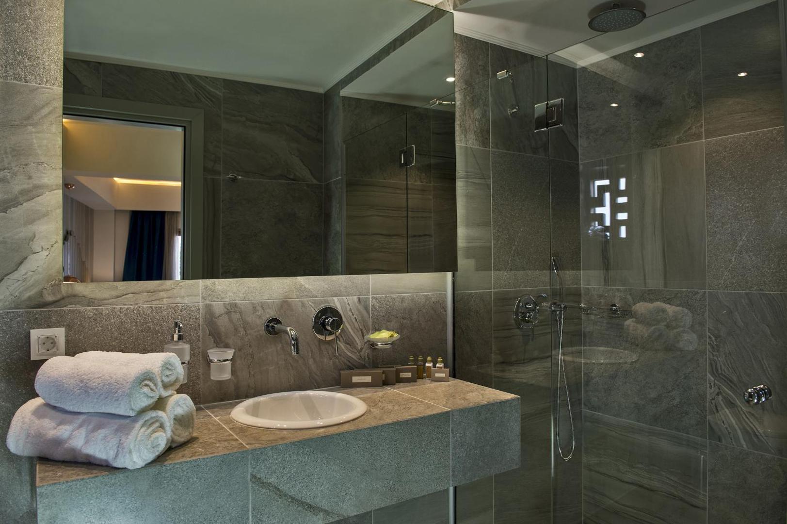 Elia Bettolo Hotel 4