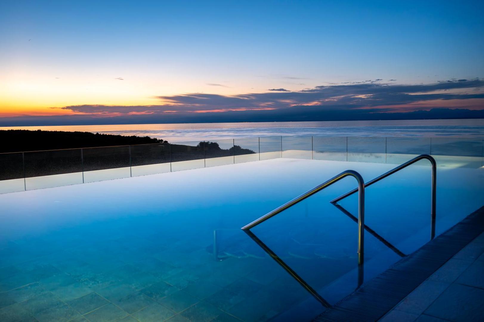 Petram Resort & Residences 5