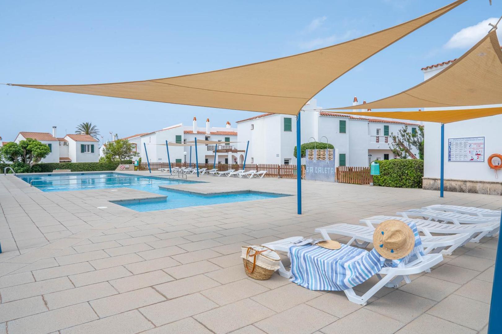 Apartamentos Sa Caleta 3