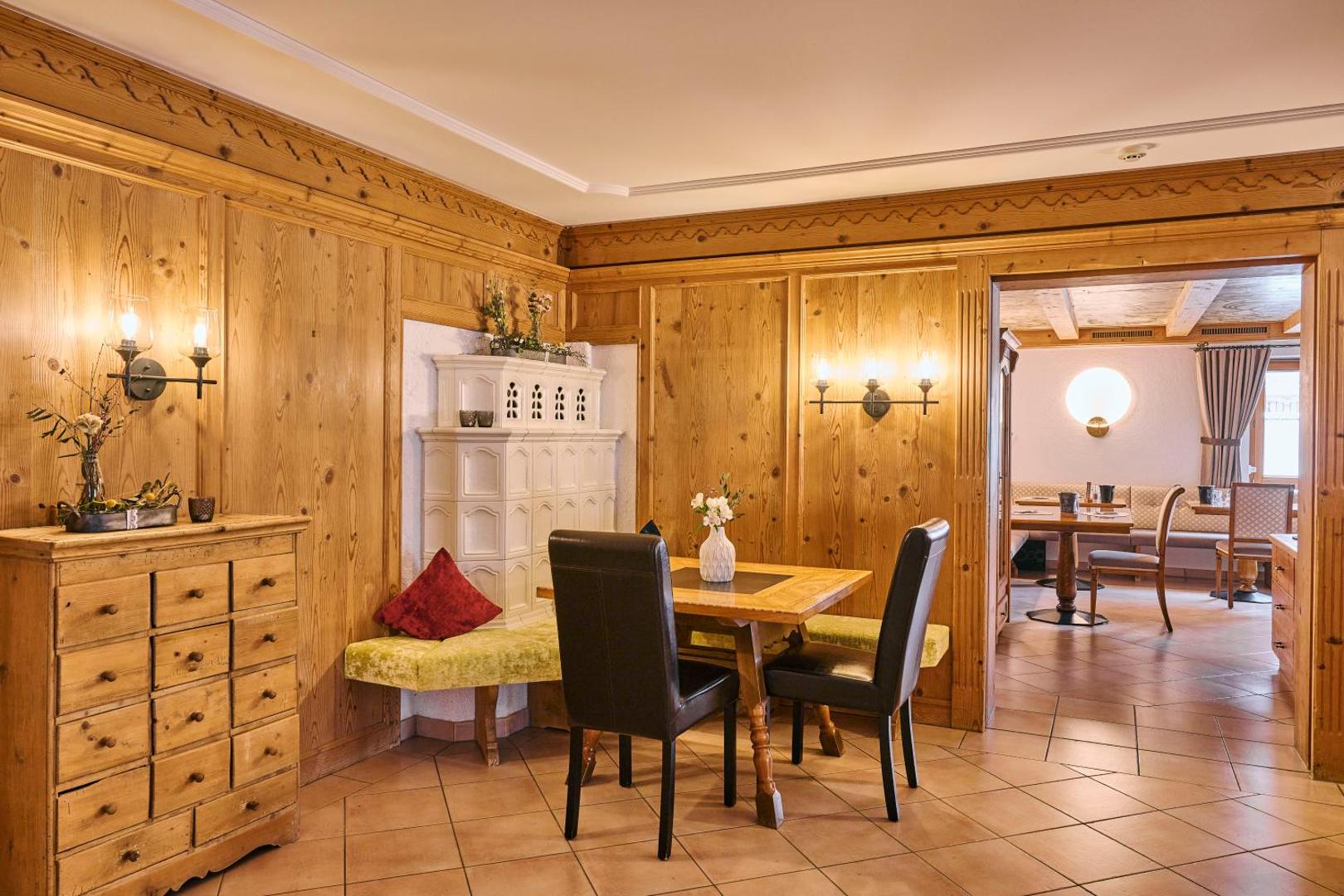 Hotel Garni Sursilva 8