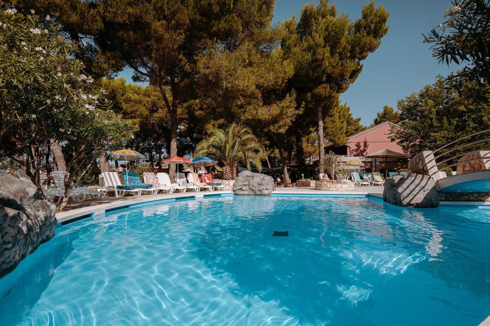 Matilde Beach Resort 2