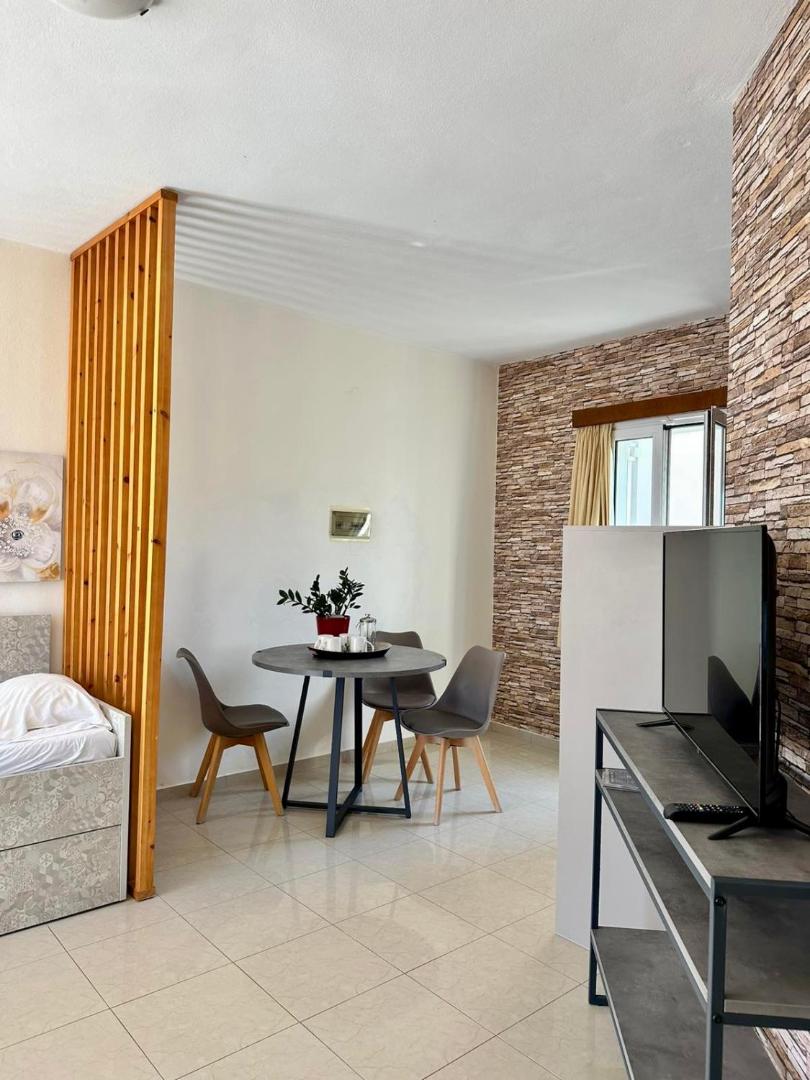 Nautica Hotel Apartments 6