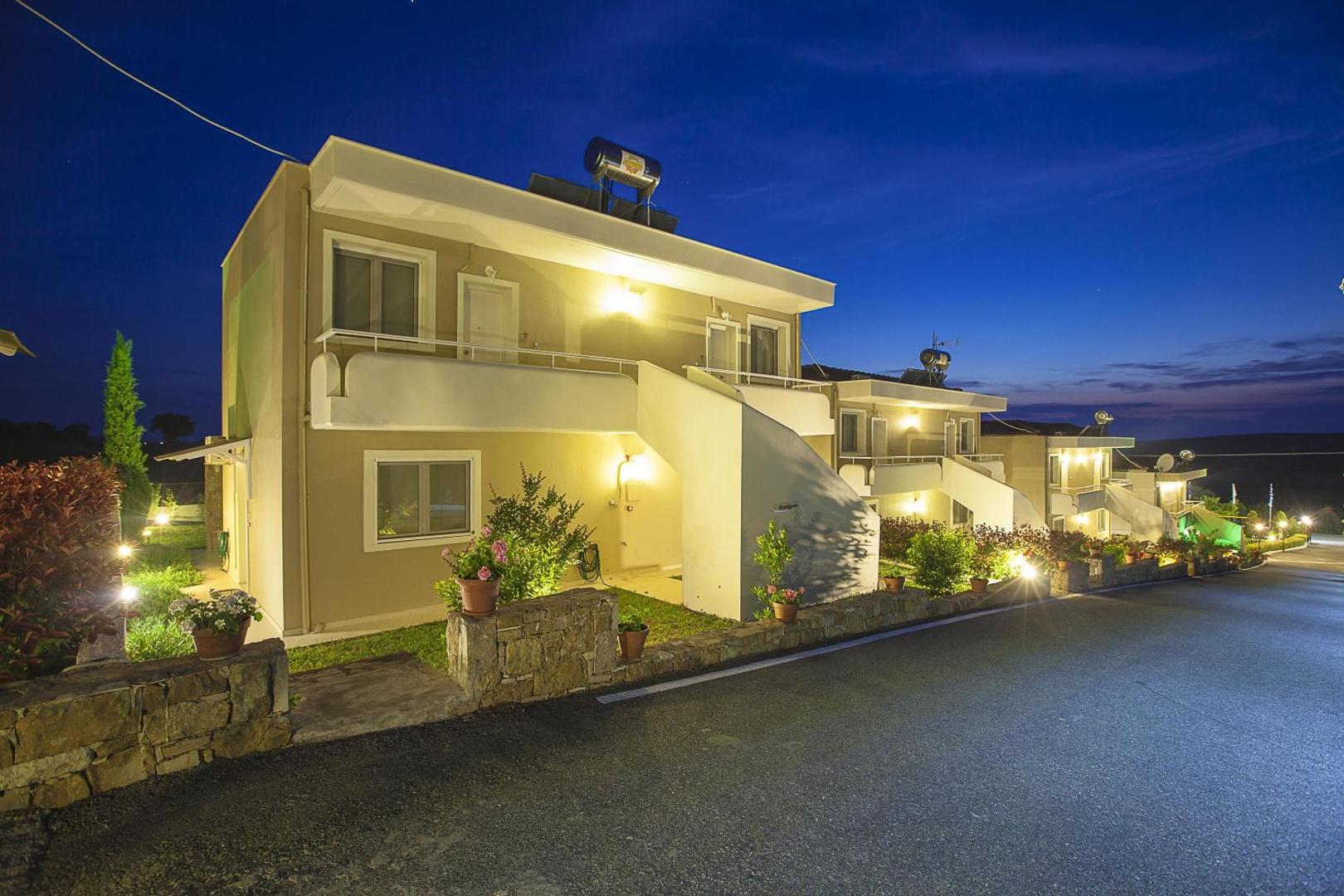 Sunny Hill 7