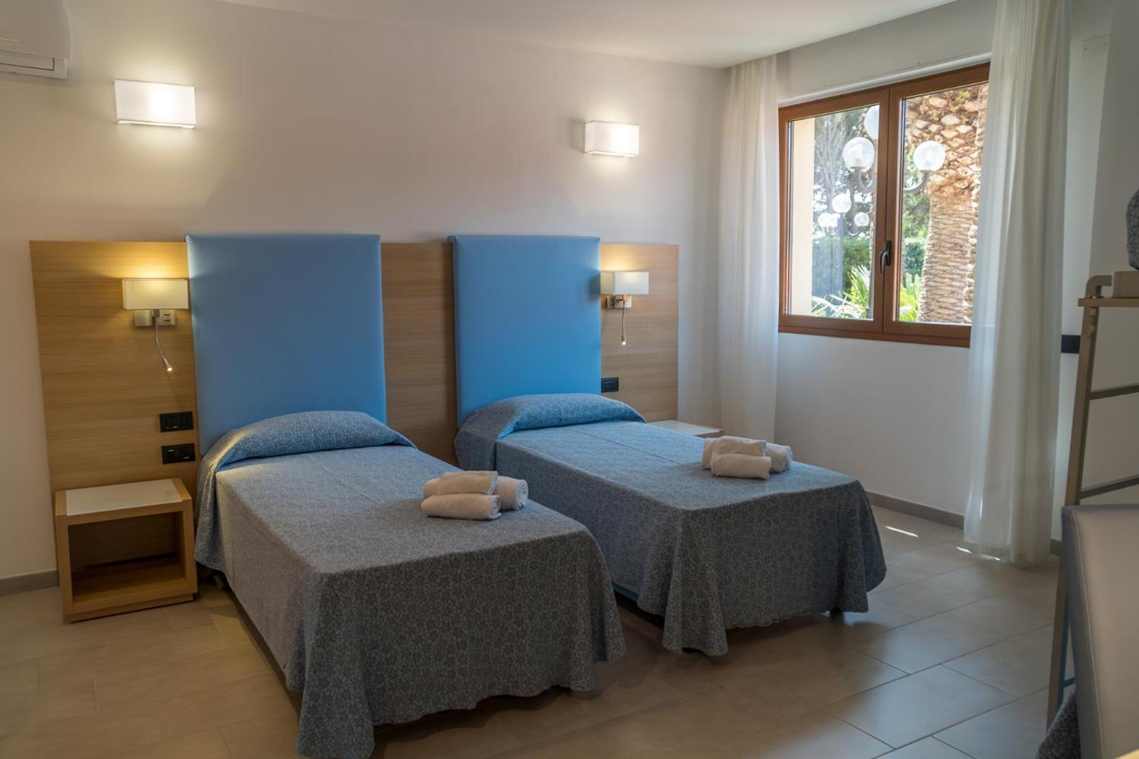 Hotel Oasis 3