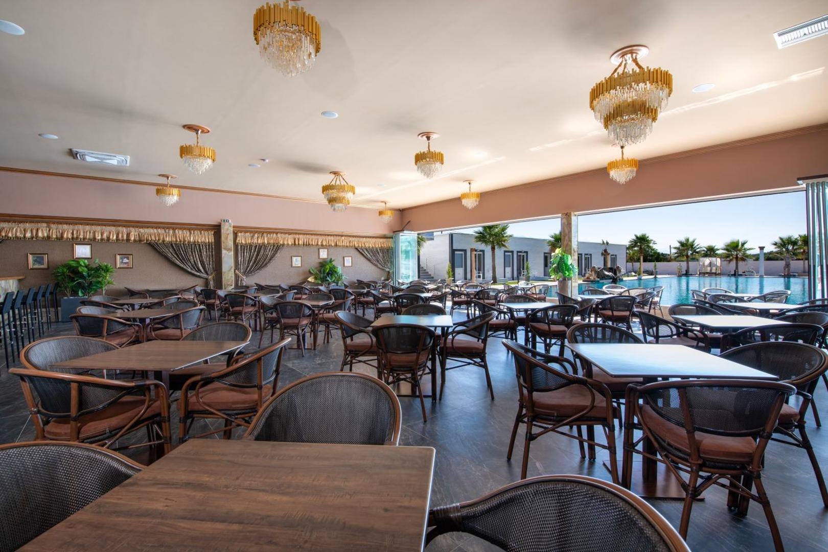 Paradice Hotel Luxury Suites-Near zorbas Beach-FREE Breakfast 7