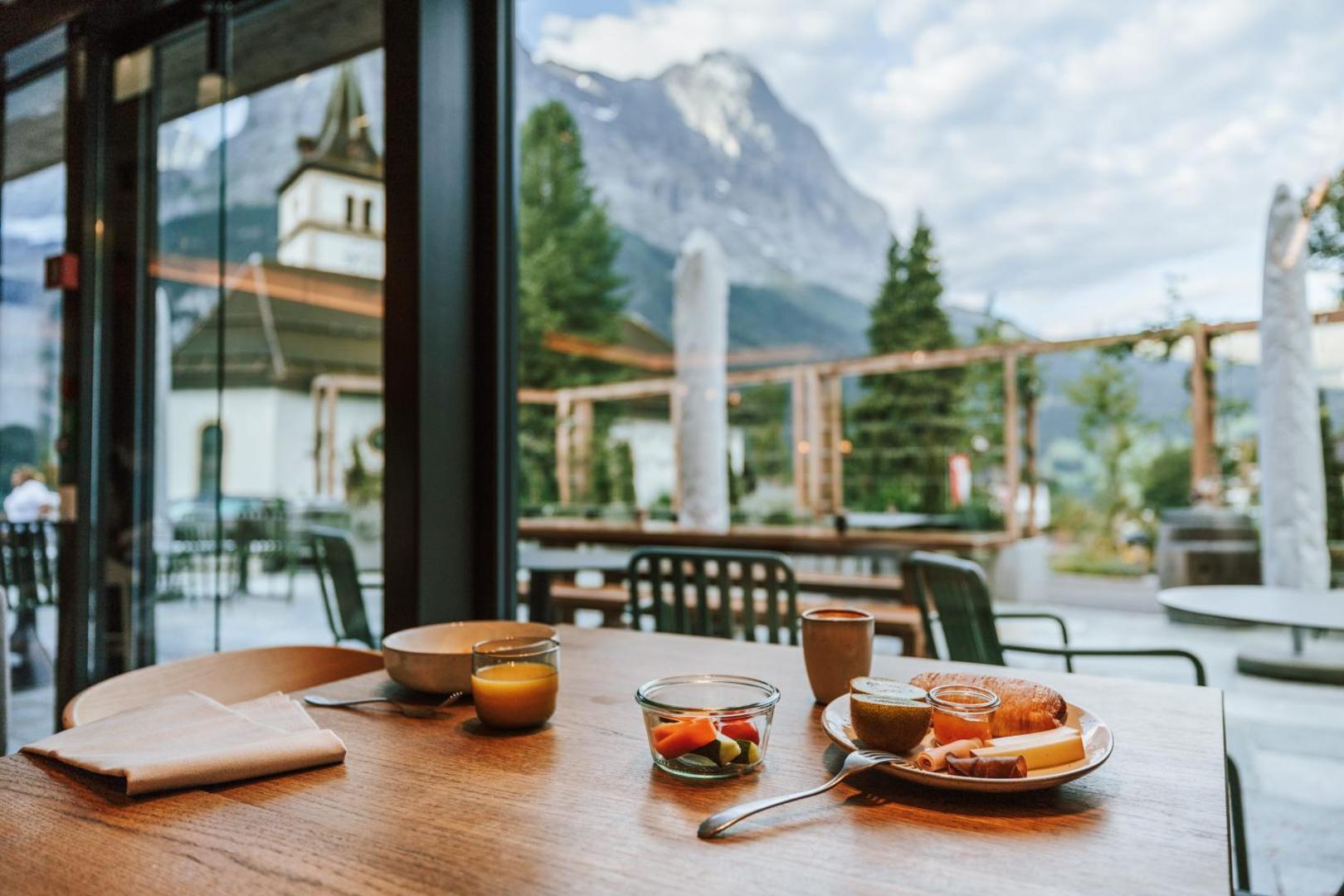 Hotel Fiescherblick 5
