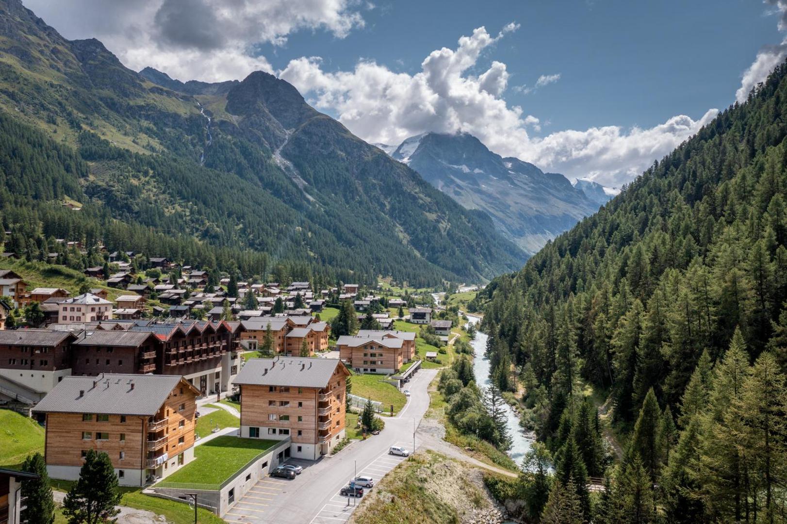 SWISSPEAK Resorts by Pierre & Vacances Premium Zinal 1