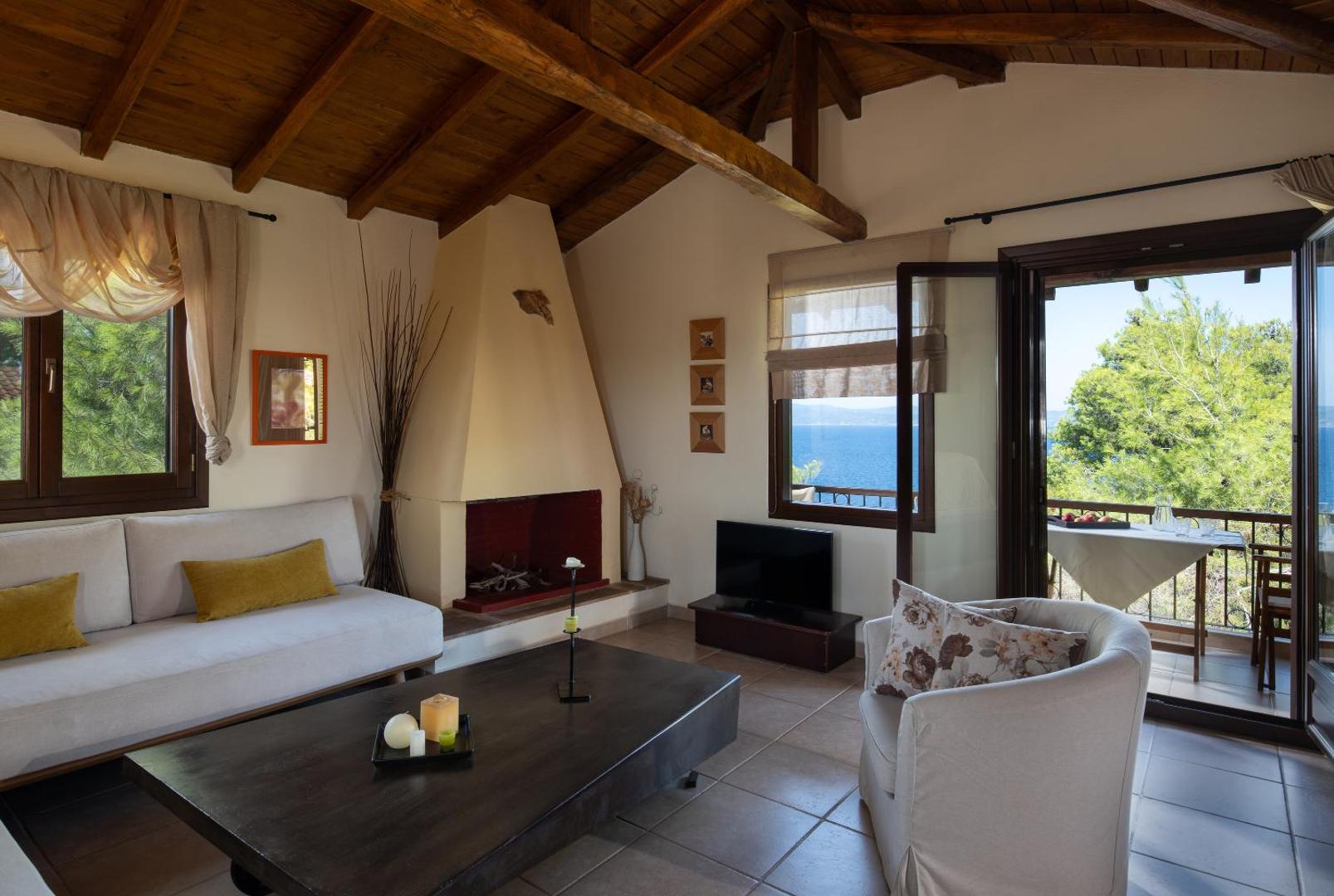 Heos Accommodation 6