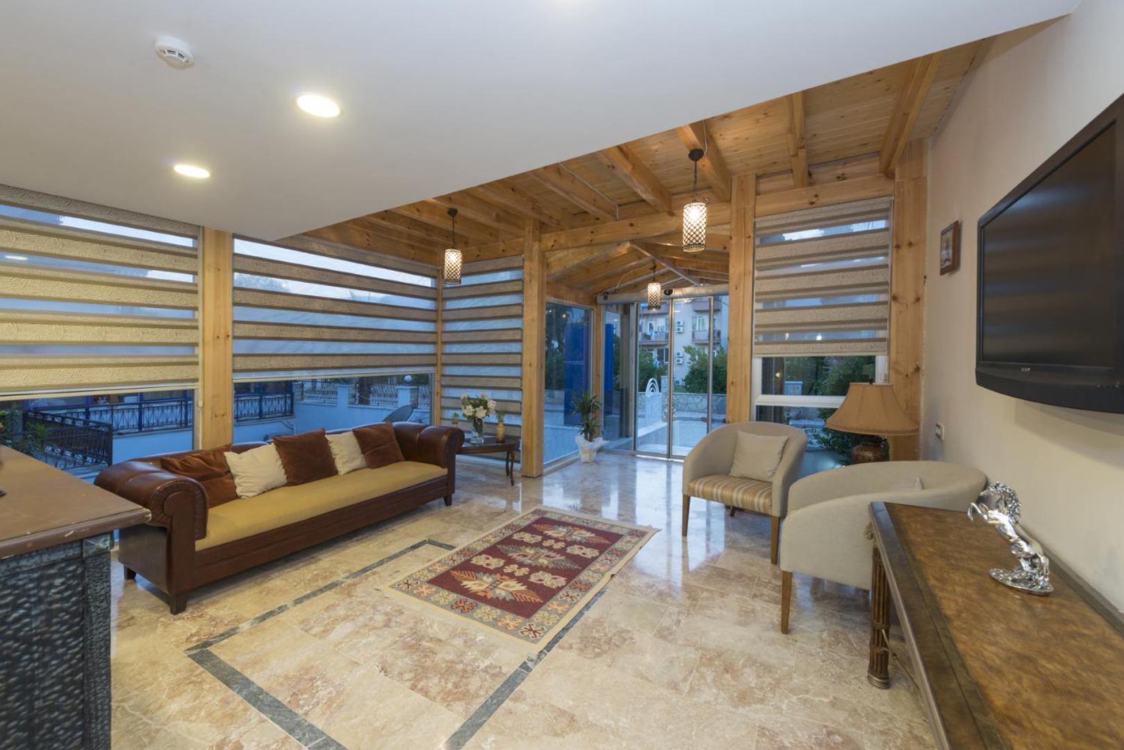 Amore Hotel Teki̇rova 7