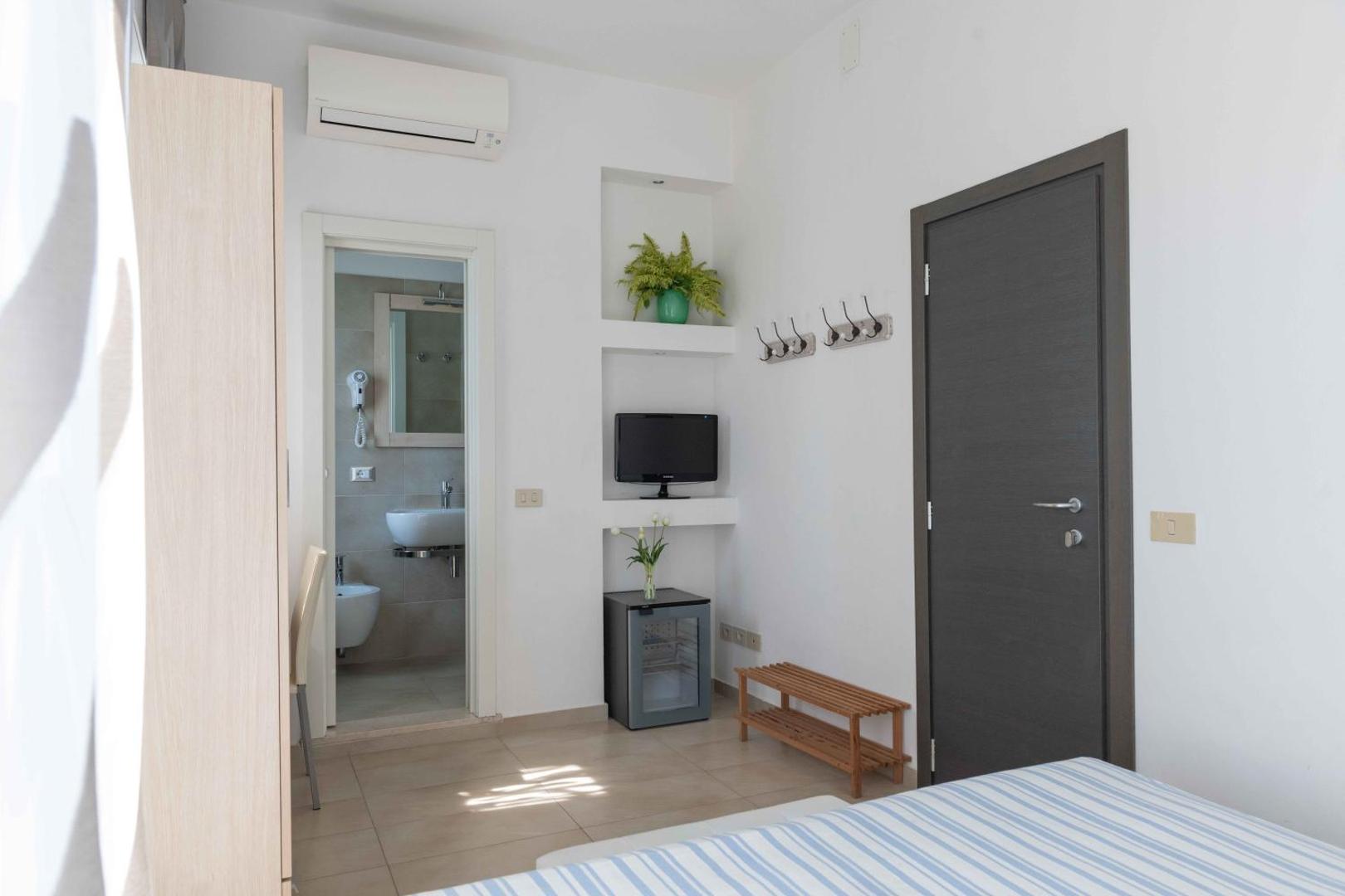 Hotel Smart Cervia B&B 6
