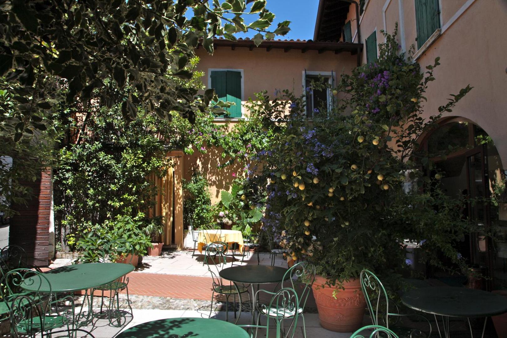 Hotel San Filis 8
