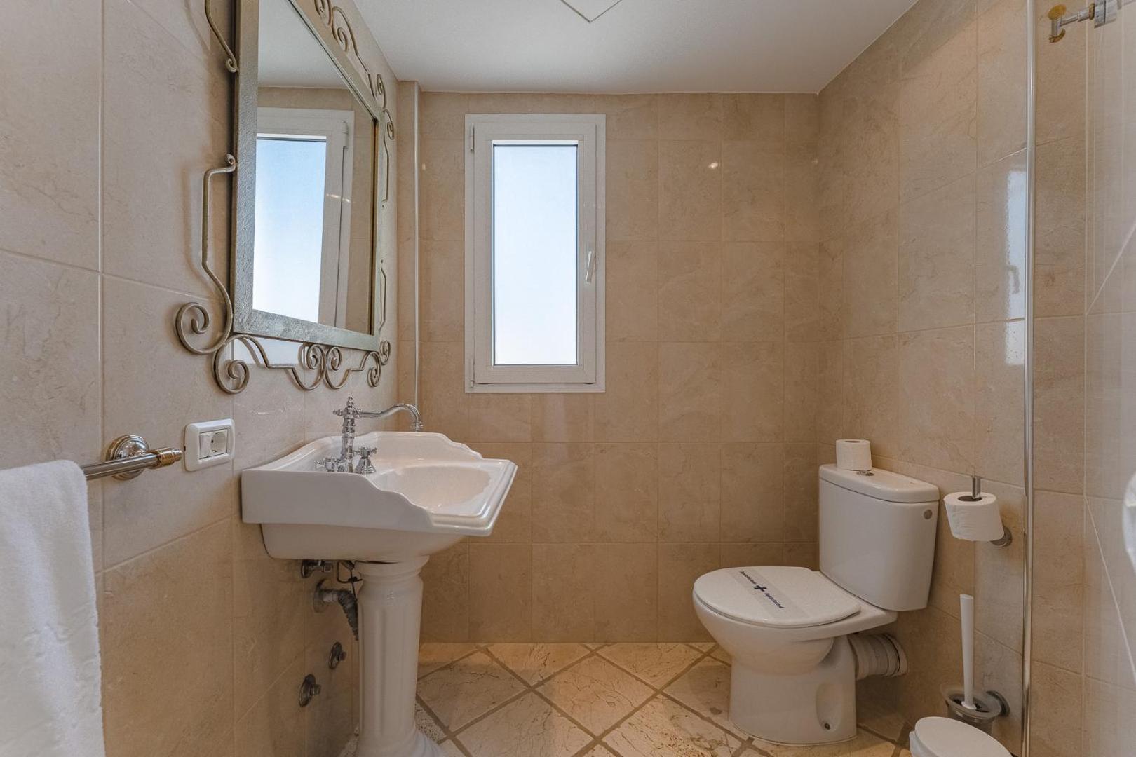 Flamingo Suites Boutique Hotel 8