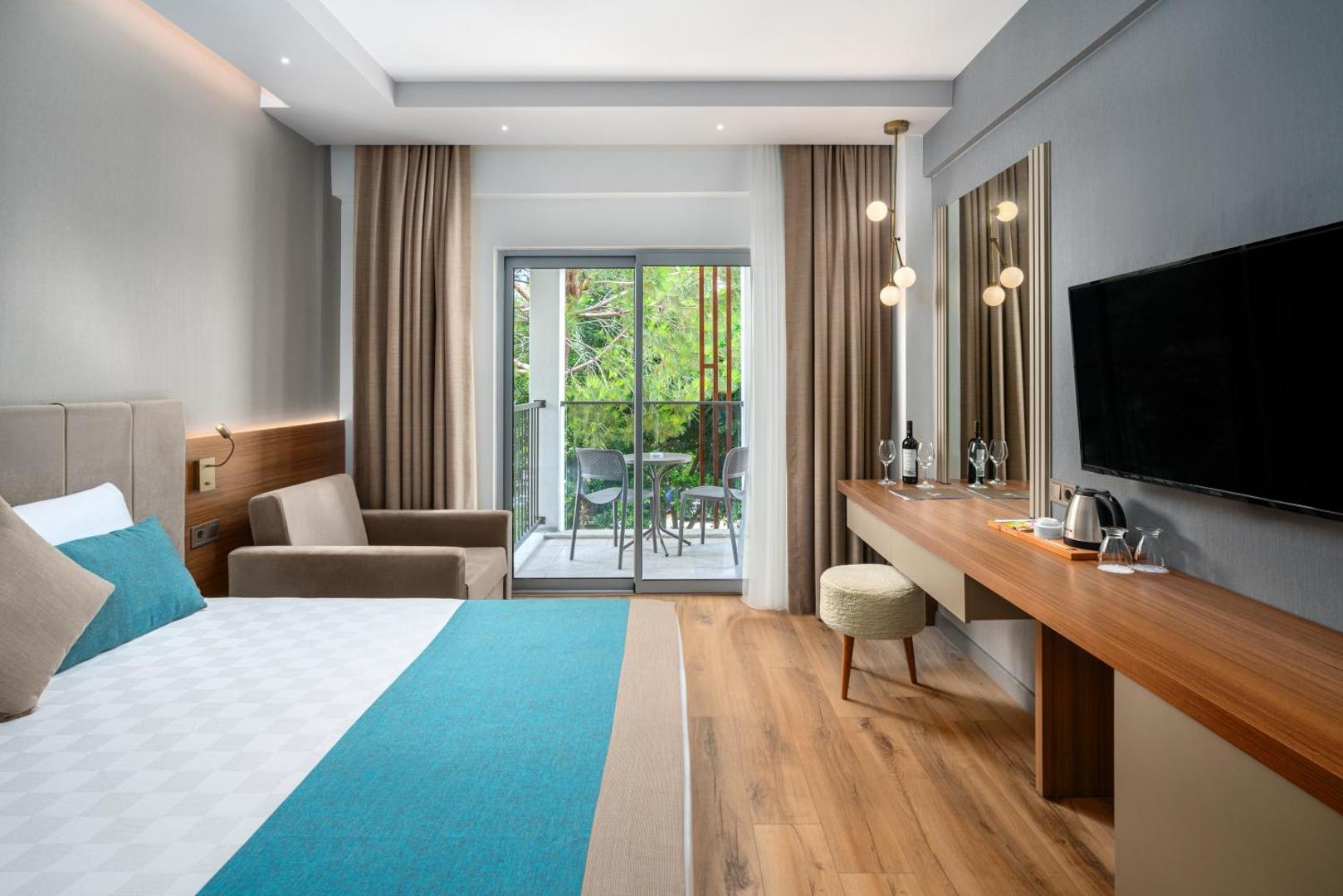 Side Story Resort & Spa 7