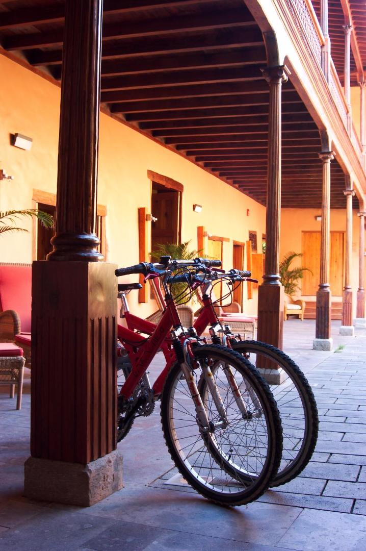 Hotel LIVVO La Quinta Roja 5