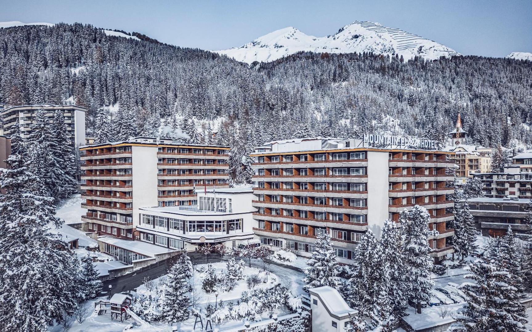 Mountain Plaza Hotel 8