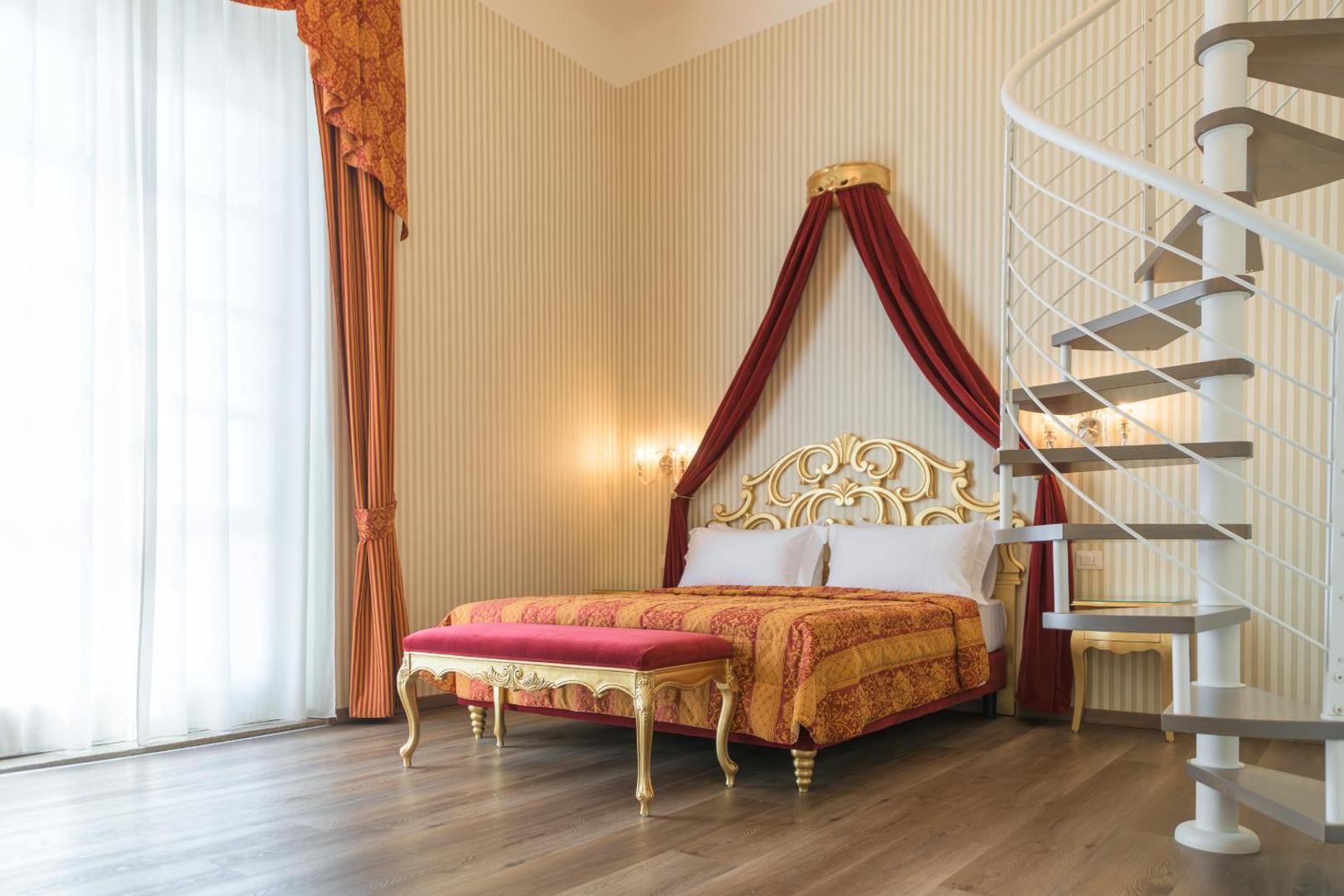 Regina del Garda Suite 4