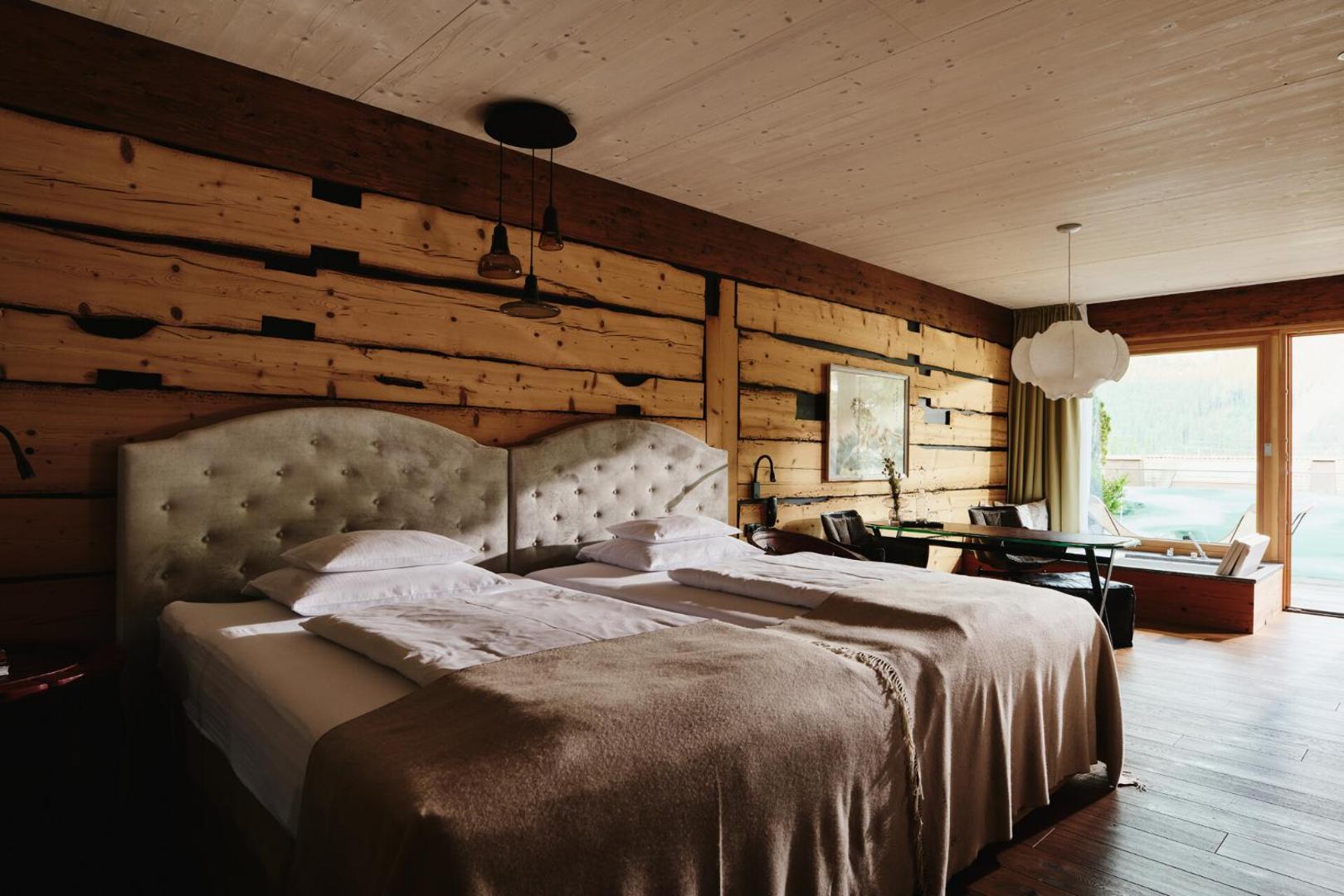 Small Luxury Hotel of the World - DasPosthotel 3