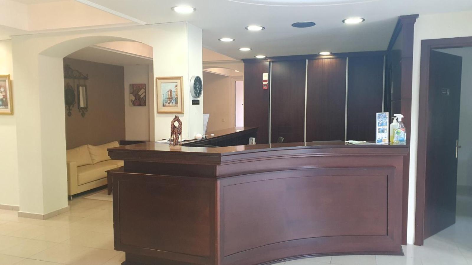 Hotel Paradise 8