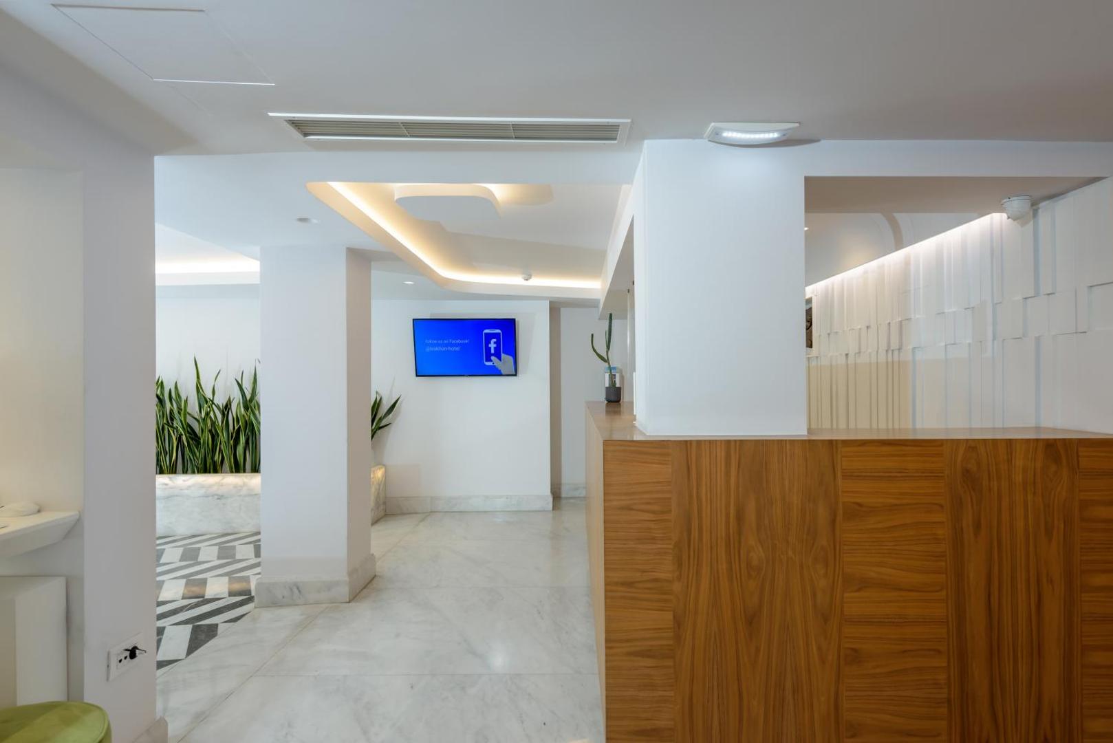 Iraklion Hotel 8