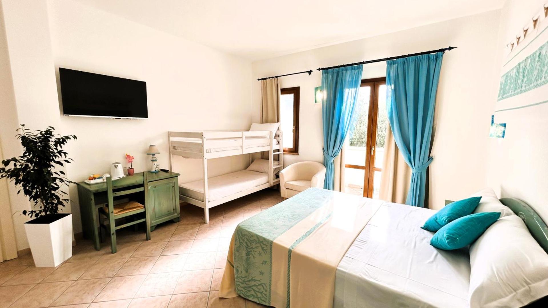 La Perla Hotel 8