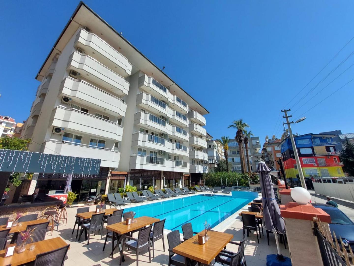 Blue Heaven Apart Hotel 2