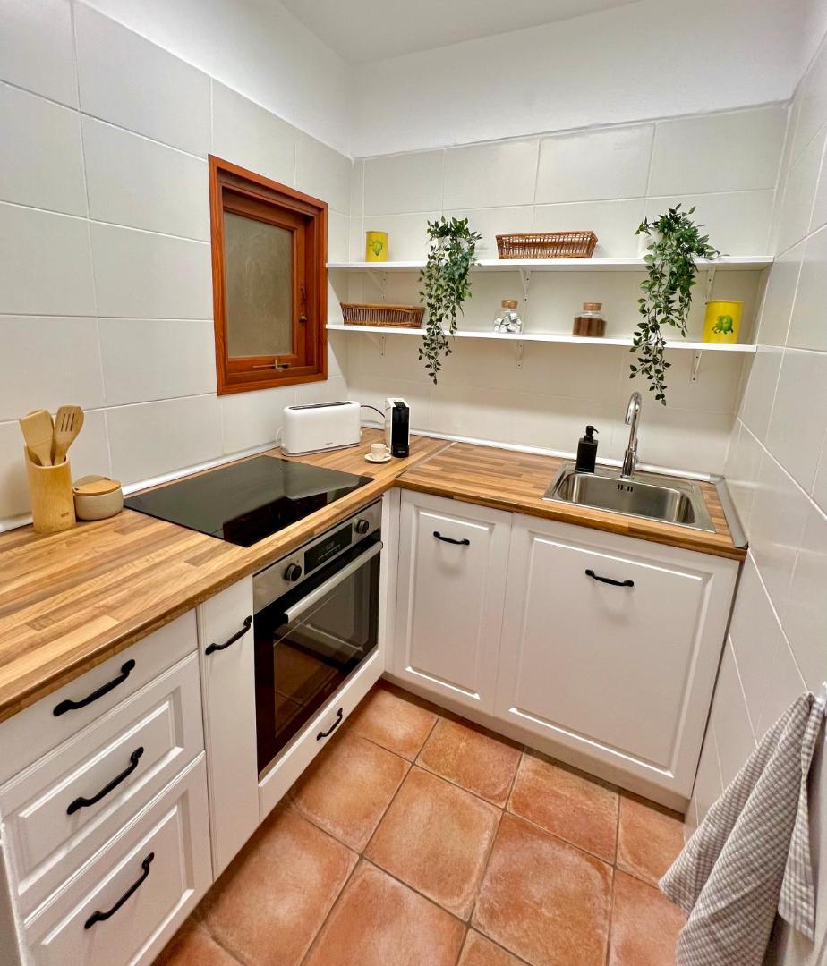 Beachfront Apartment in Cala Morell 5