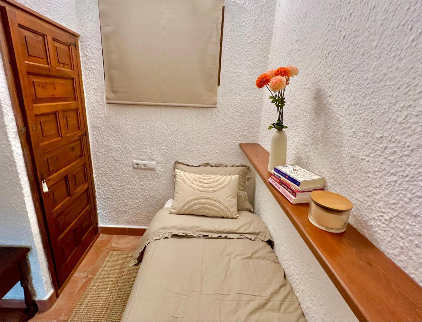 Beachfront Apartment in Cala Morell 6