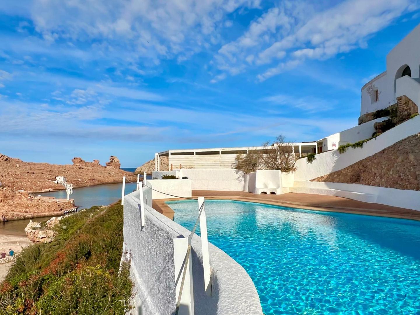 Beachfront Apartment in Cala Morell 8